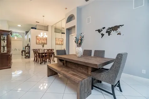 5500 Lake Tern Court Coconut Creek FL 33073