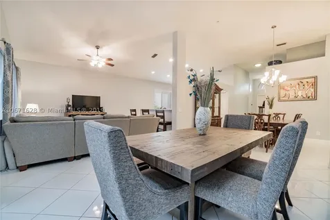 5500 Lake Tern Court Coconut Creek FL 33073