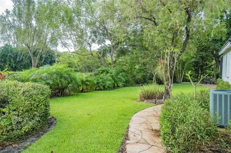 5500 Lake Tern Court Coconut Creek FL 33073