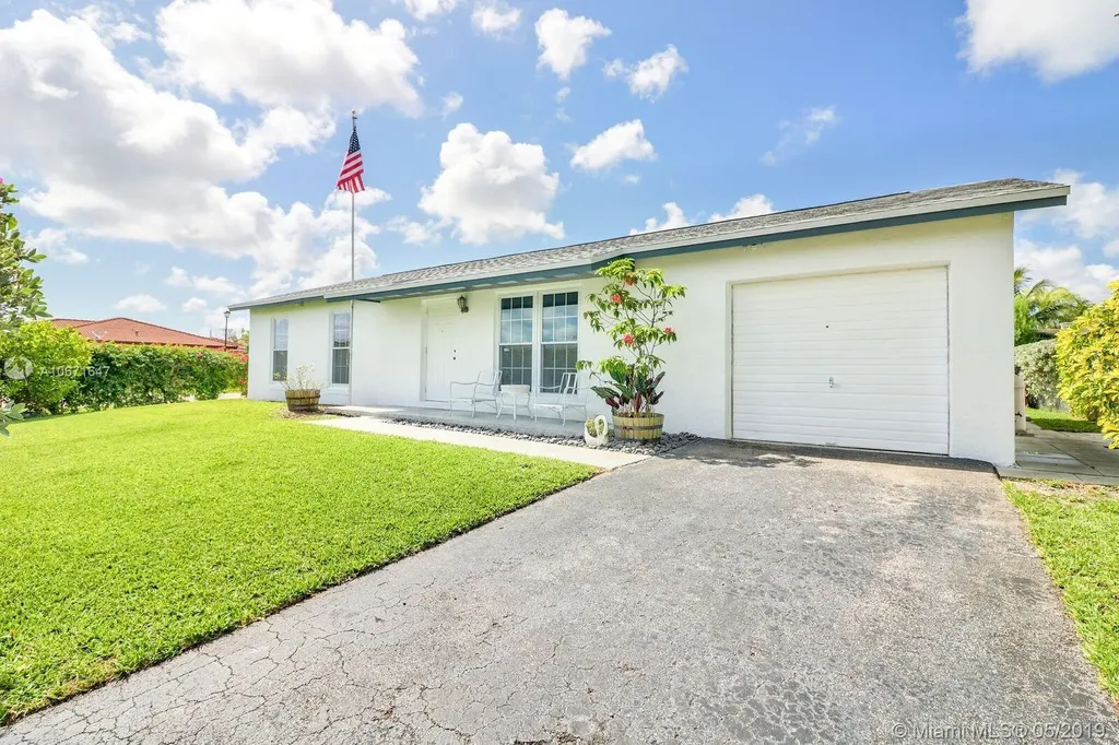 13204 SW 255th Terrace Homestead FL 33032