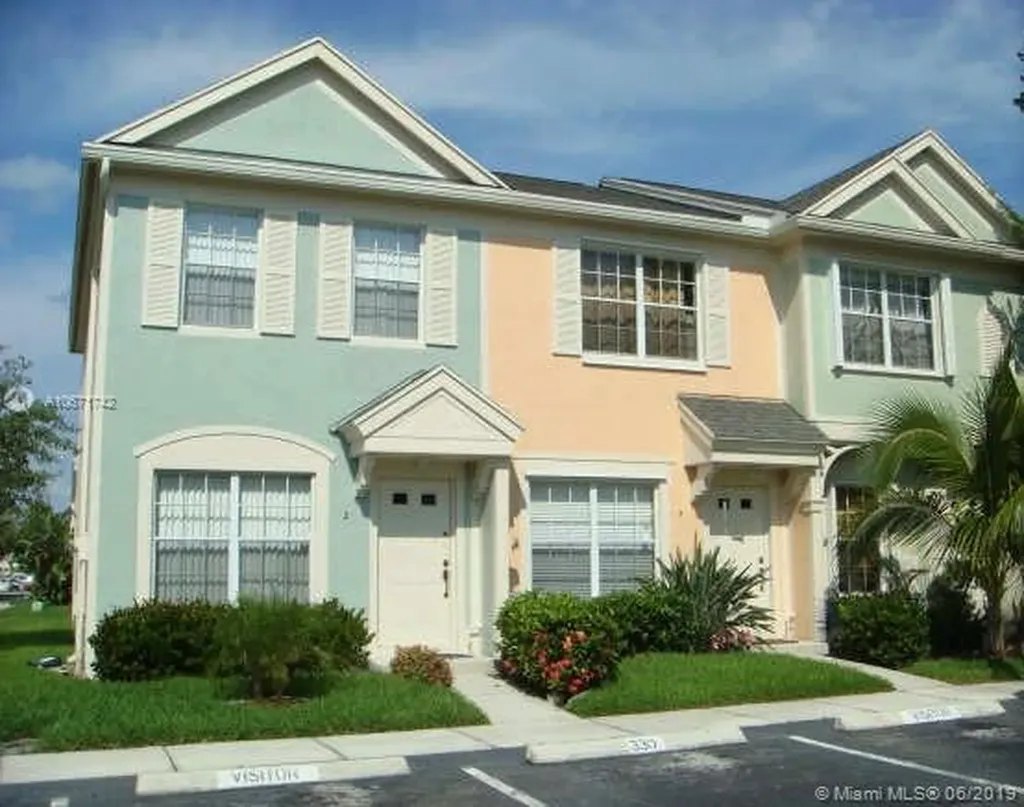 4 Fleming Court Weston FL 33326