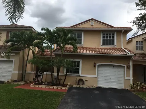 951 SW 178th Way Pembroke Pines FL 33029