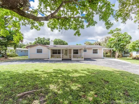 4048 SW 8th Street Plantation FL 33317
