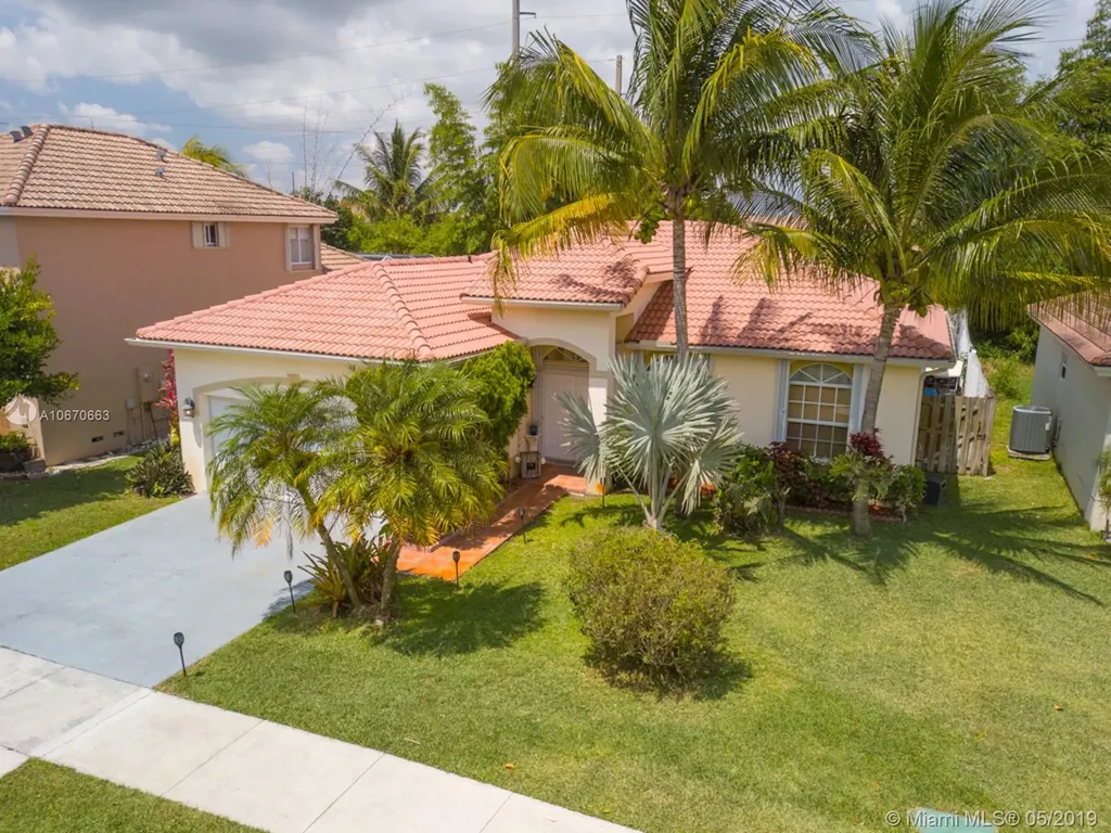 2570 Dunwoodie Place Homestead FL 33035