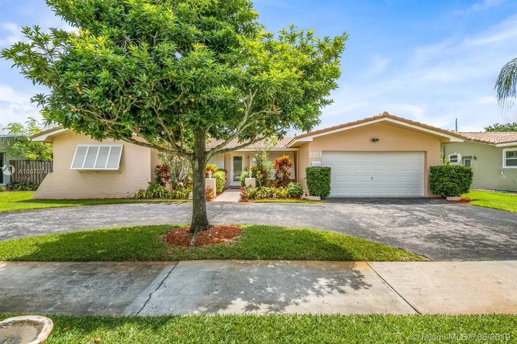 1101 N 46th Avenue Hollywood FL 33021