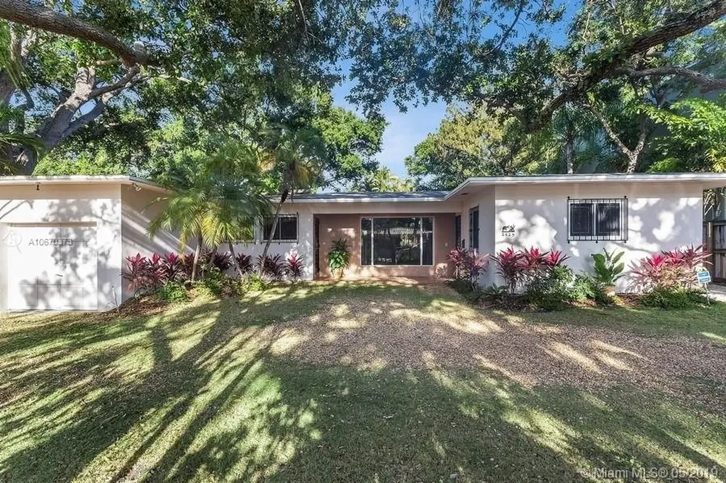 2625 SW 17th Avenue Miami FL 33133