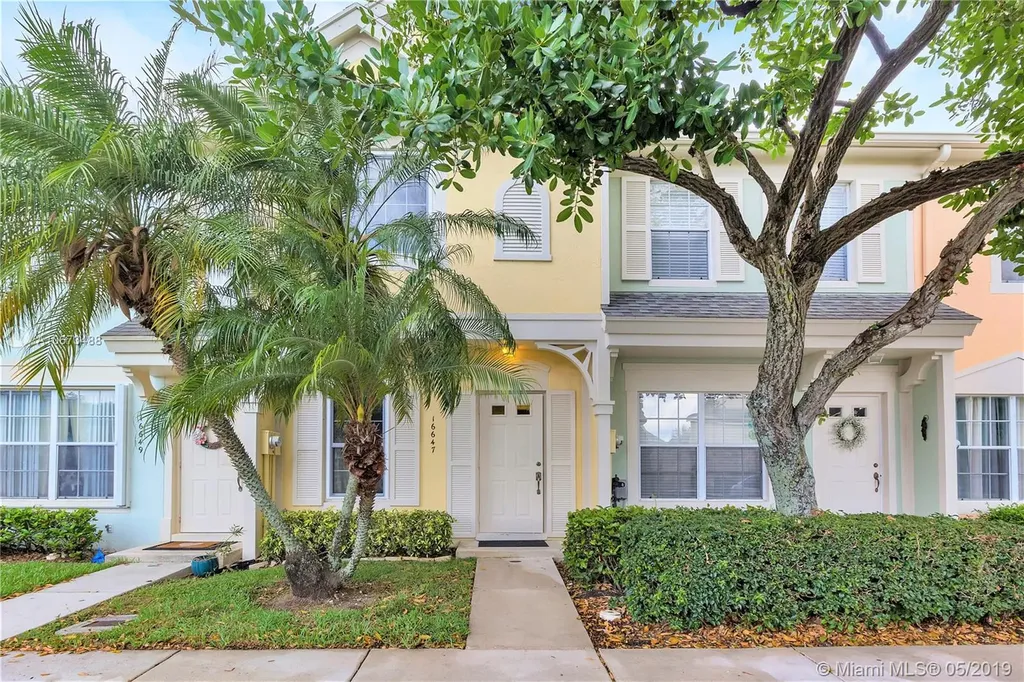 16647 Hemingway Drive Weston FL 33326