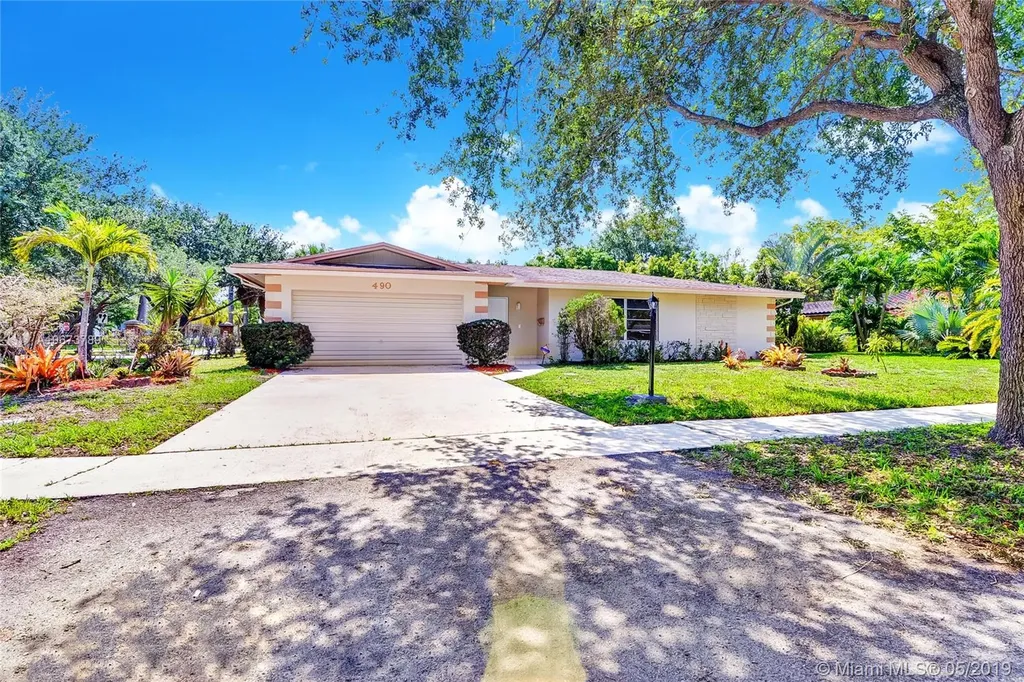 490 NW 43rd Avenue Plantation FL 33317