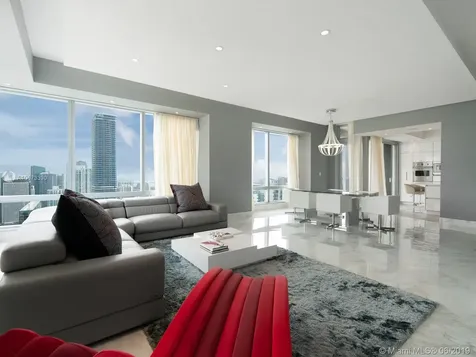 1425 Brickell Avenue Miami FL 33131