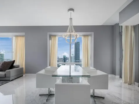 1425 Brickell Avenue Miami FL 33131