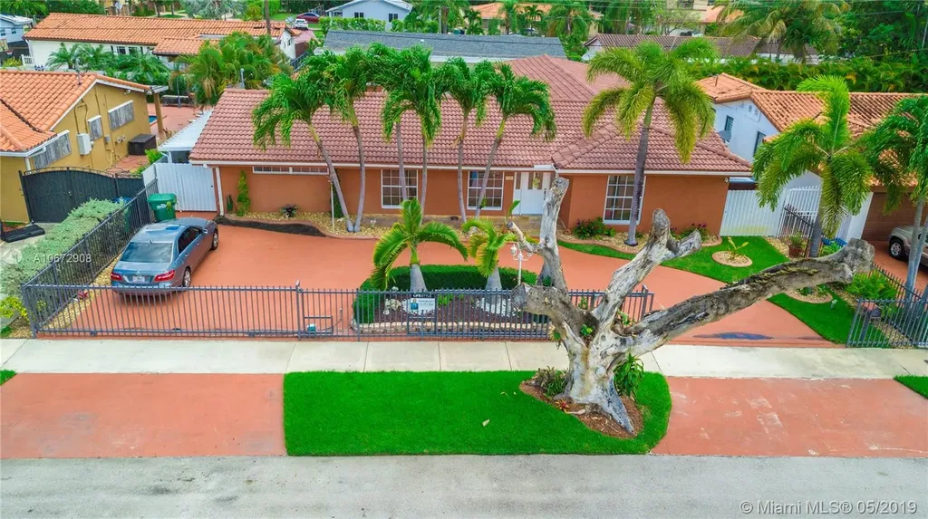 7761 SW 29th Street Miami FL 33155