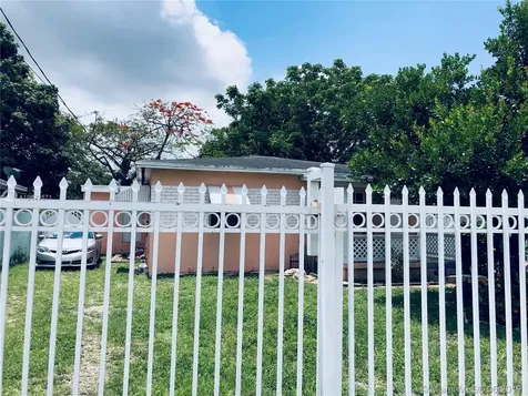 900 NW 118th Street Miami FL 33168