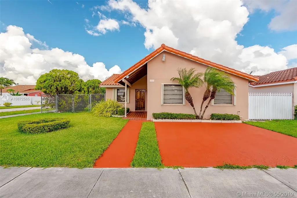 1562 SW 137th Court Miami FL 33184