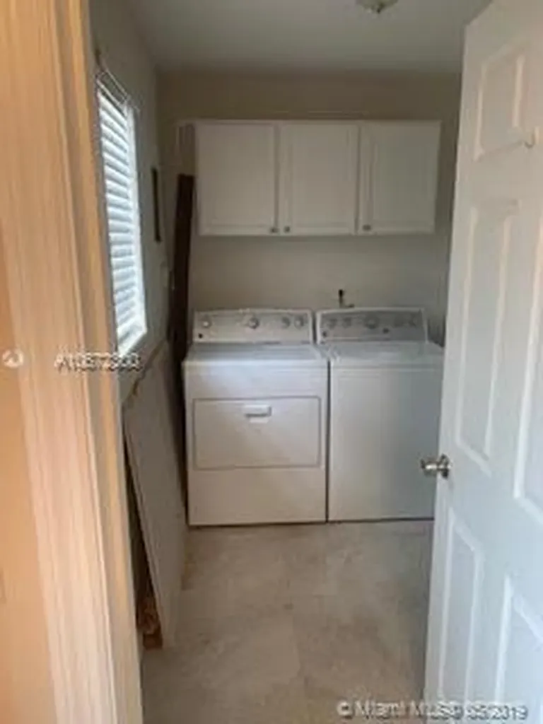 1831 W 72nd Street Hialeah FL 33014