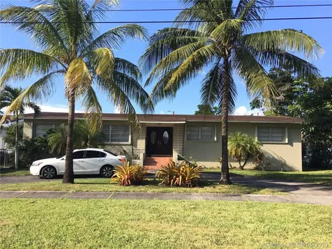 831 Bluebird Avenue Miami Springs FL 33166