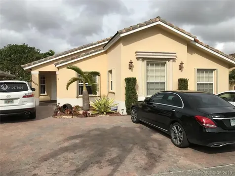 16467 SW 98th Terrace Miami FL 33196