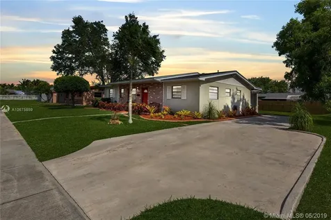 15420 SW 297th Street Homestead FL 33033