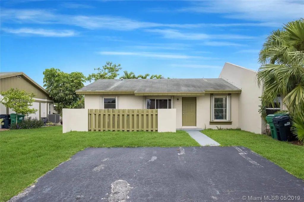 11904 SW 110th Street Circle E Miami FL 33186