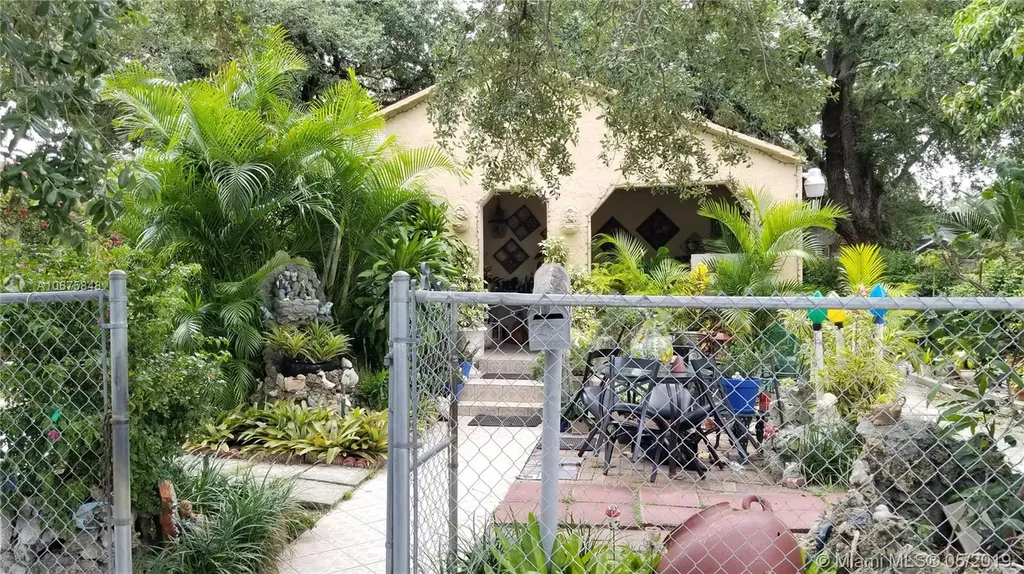 2780 NW 31st Street Miami FL 33142