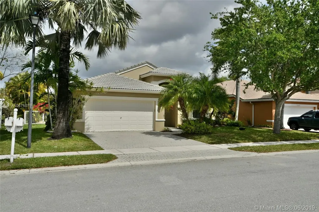 19391 SW 15th Street Pembroke Pines FL 33029