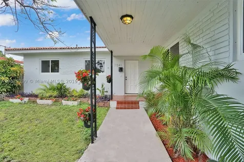 7541 Bounty Avenue North Bay Village FL 33141