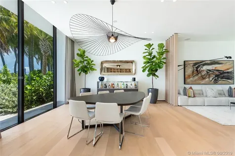 38 S Hibiscus Drive Miami Beach FL 33139