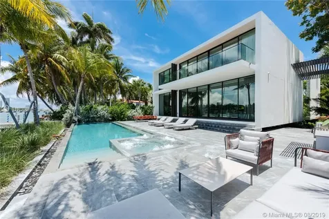 38 S Hibiscus Drive Miami Beach FL 33139