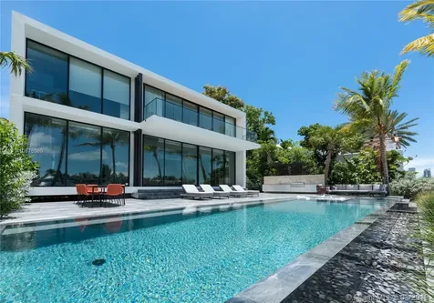 38 S Hibiscus Drive Miami Beach FL 33139
