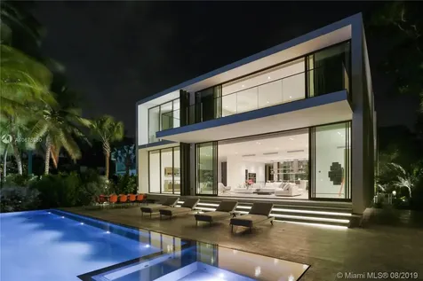 38 S Hibiscus Drive Miami Beach FL 33139