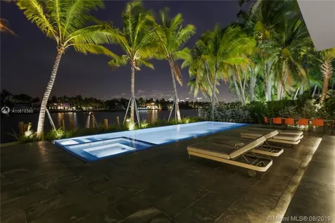 38 S Hibiscus Drive Miami Beach FL 33139