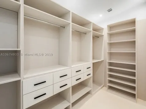 2475 Lincoln Avenue Miami FL 33133