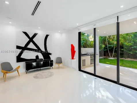2475 Lincoln Avenue Miami FL 33133
