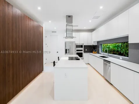 2475 Lincoln Avenue Miami FL 33133