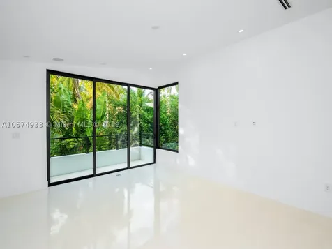 2475 Lincoln Avenue Miami FL 33133