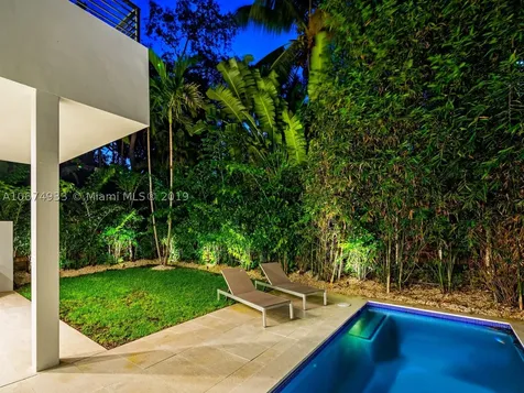 2475 Lincoln Avenue Miami FL 33133