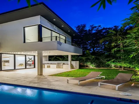 2475 Lincoln Avenue Miami FL 33133