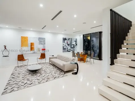 2475 Lincoln Avenue Miami FL 33133