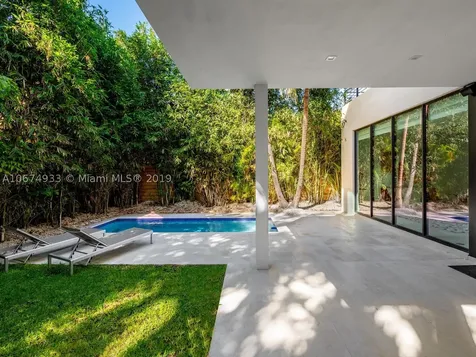 2475 Lincoln Avenue Miami FL 33133