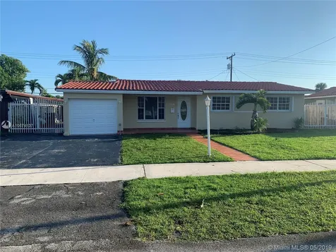 1343 W 77th Street Hialeah FL 33014