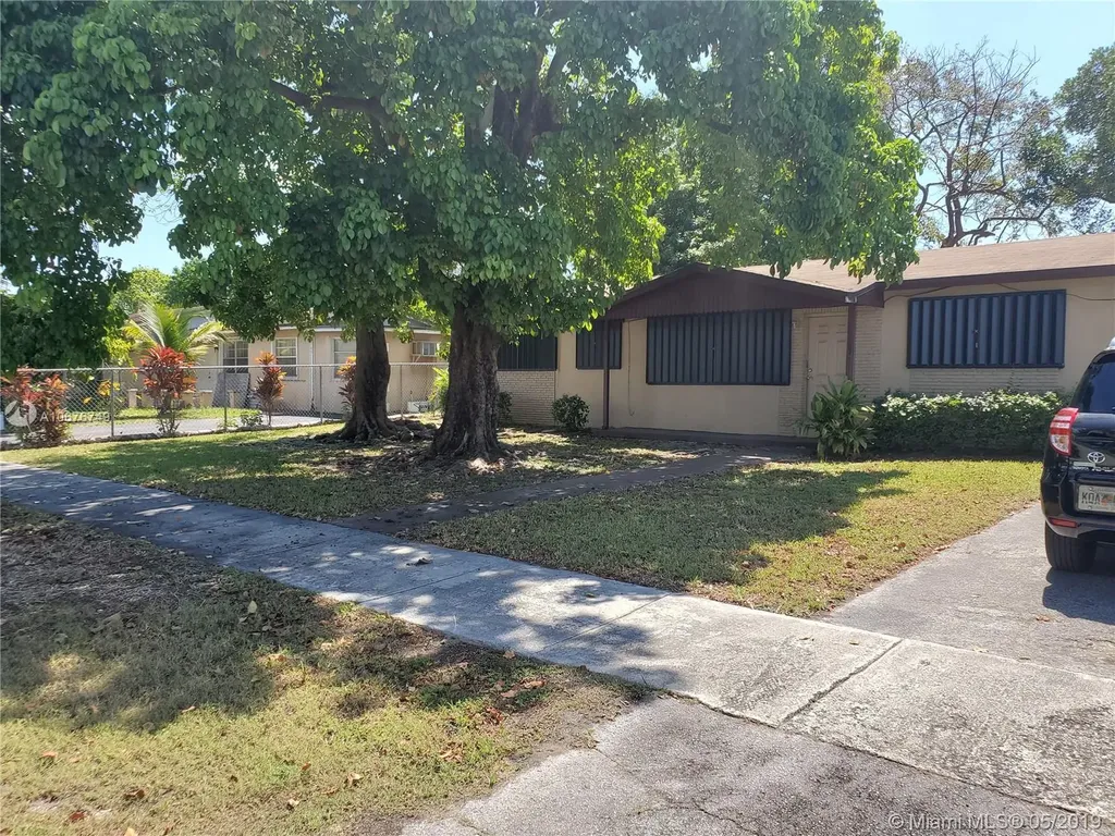 11750 SW 199th Street Miami FL 33177