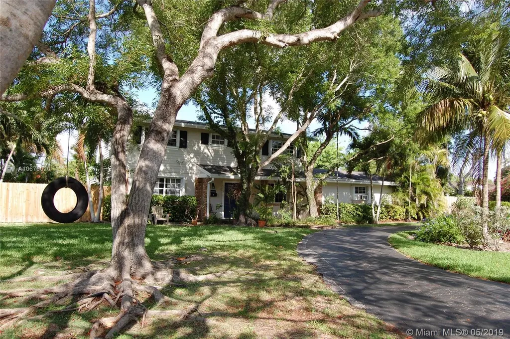 14840 SW 87th Court Palmetto Bay FL 33176