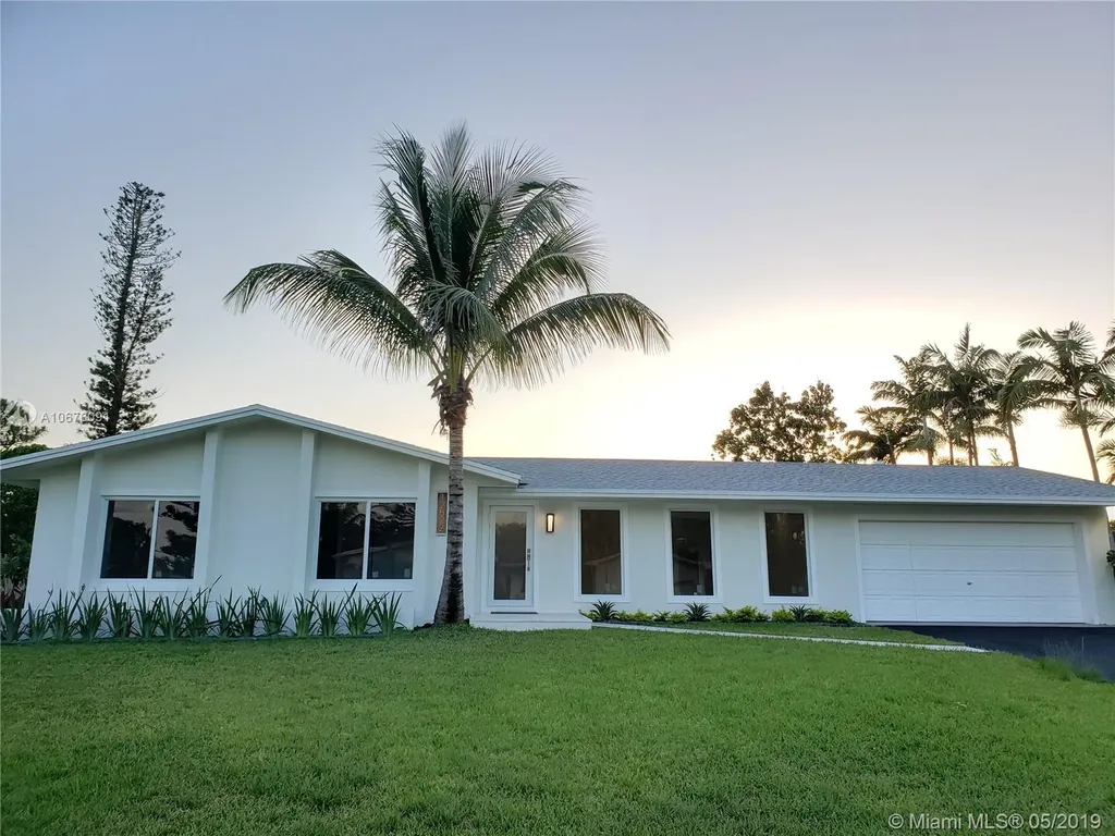 12522 SW 107th Court Miami FL 33176