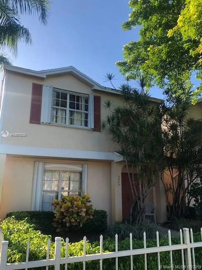 3840 NW 121st Avenue Sunrise FL 33323
