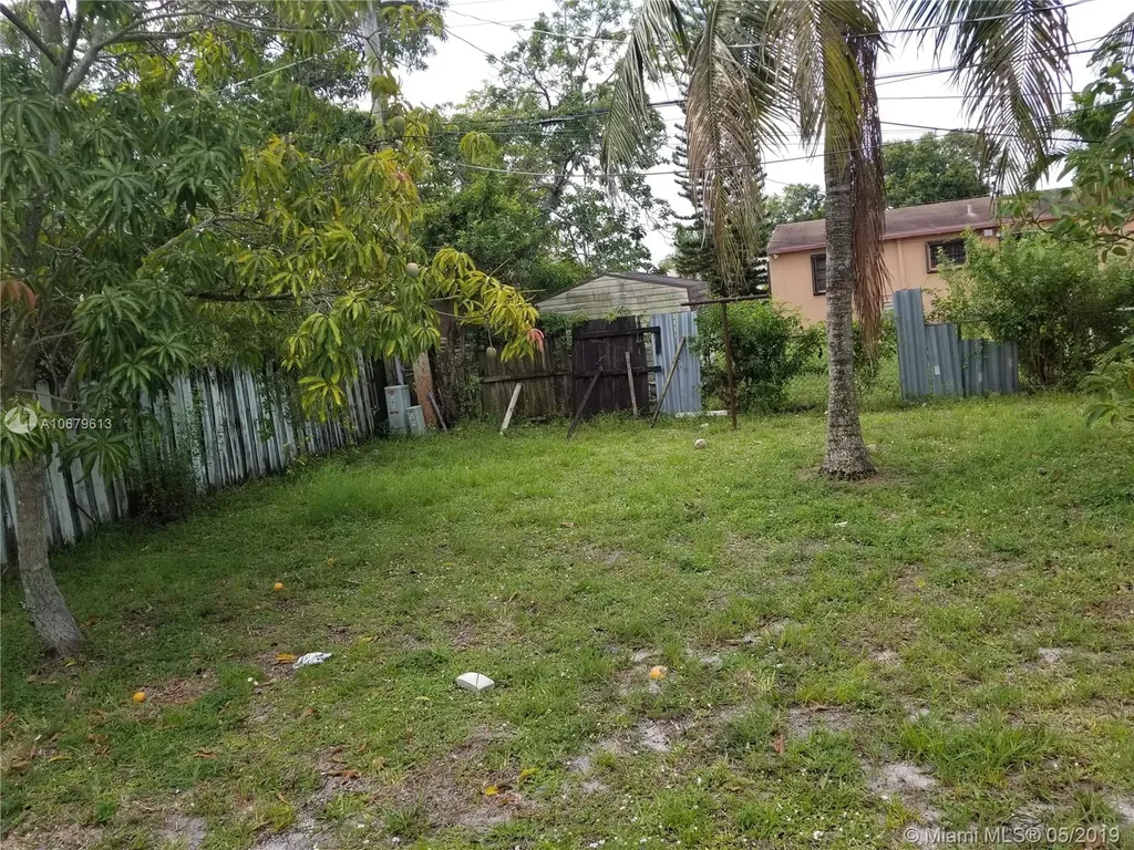 2460 NW 181st Terrace Miami Gardens FL 33056