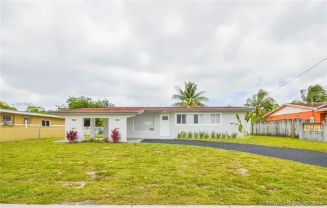 18701 NW 28th Place Miami Gardens FL 33056