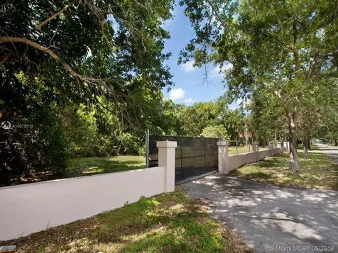 6250 SW 98th Street Pinecrest FL 33156