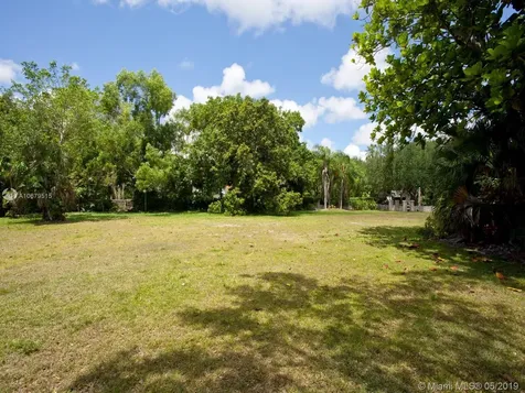 6250 SW 98th Street Pinecrest FL 33156