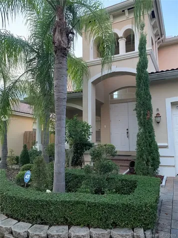 8943 SW 206th Street Cutler Bay FL 33189