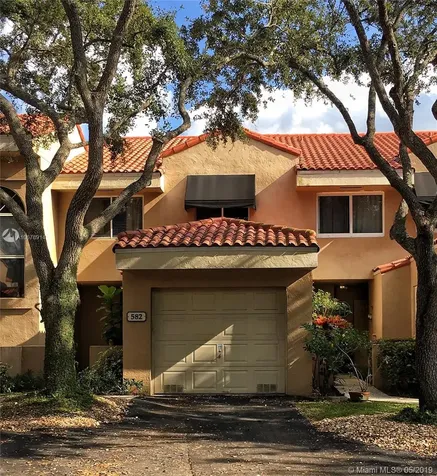 582 N University Drive Plantation FL 33324