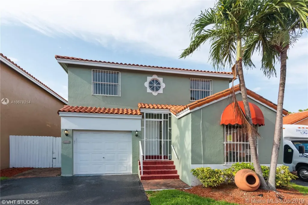8666 NW 2nd Street Miami FL 33126